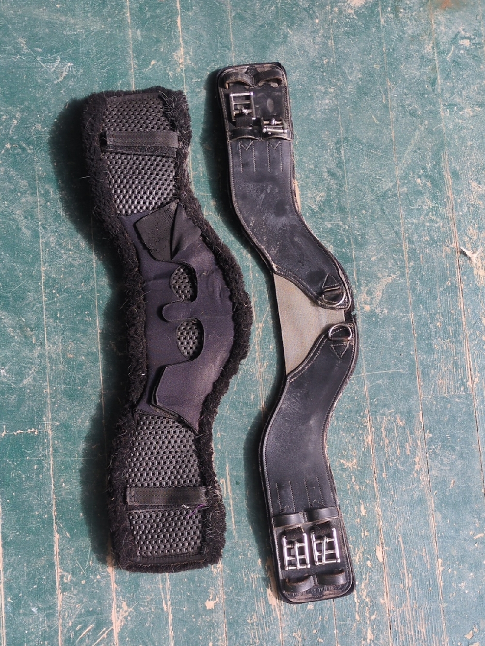 28-in Total Saddle Fit Dressage Girth With Elastic Center And Fleece Cover